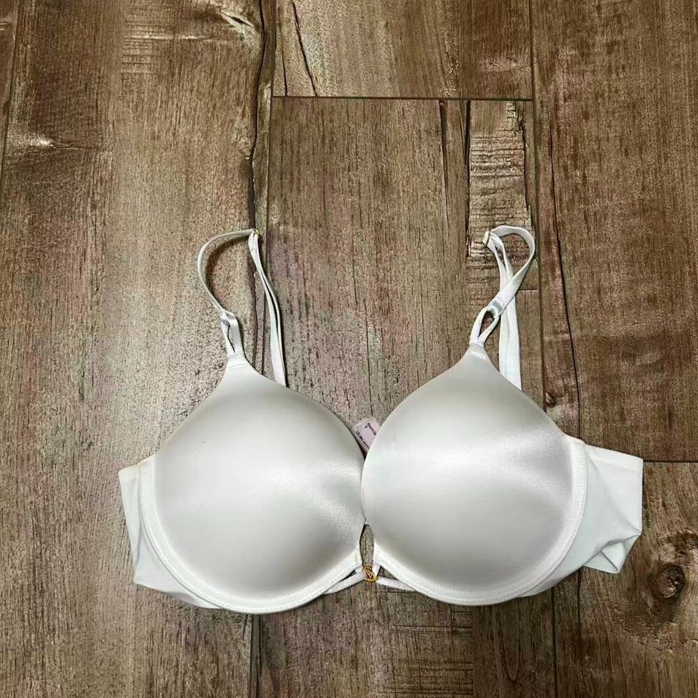 Victoria’s Secret Very Sexy Bombshell Add-2-Cups Push-Up Bra 36B White